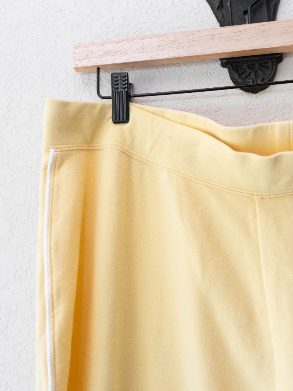 Bold Spirit Womens XL Yellow Cropped Pants Wide Leg White Stripe Casual Lounge - Picture 4 of 12